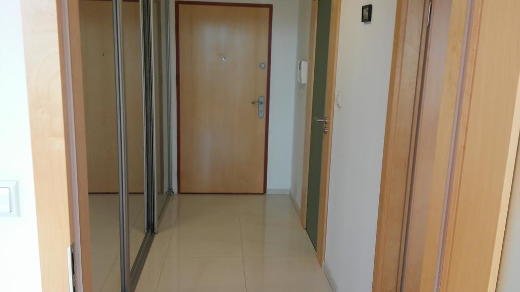Bobrovia Apartment وارسو الغرفة الصورة