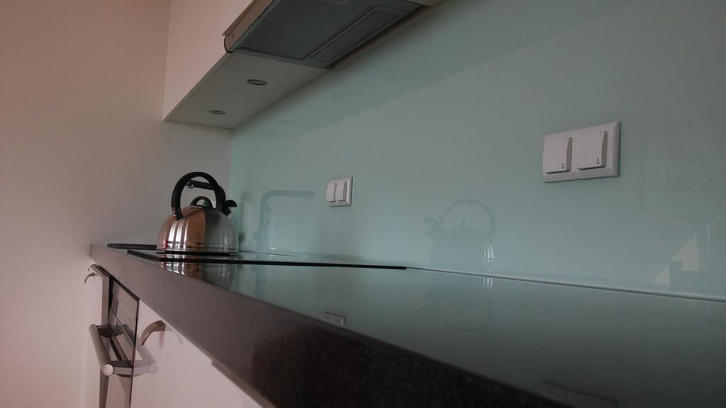 Bobrovia Apartment وارسو الغرفة الصورة
