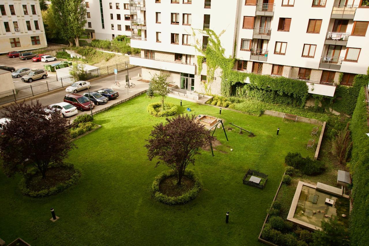 Bobrovia Apartment وارسو المظهر الخارجي الصورة