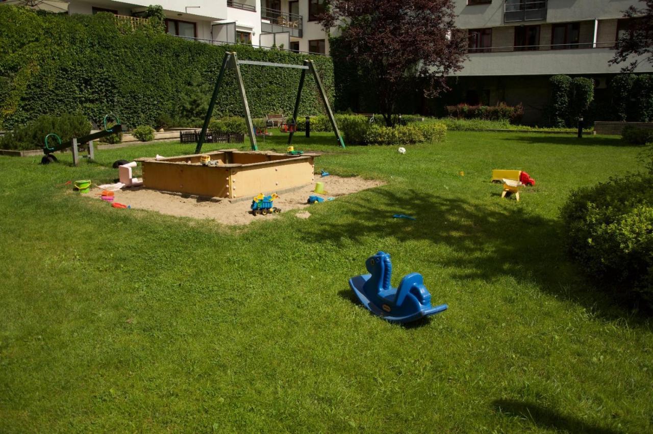 Bobrovia Apartment وارسو المظهر الخارجي الصورة